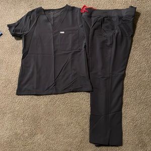Figs Scrubs Set top & bottoms
